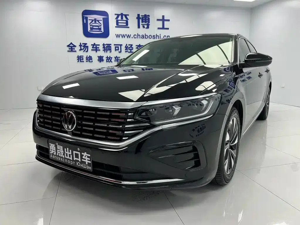 Volkswagen Passat — фото 1