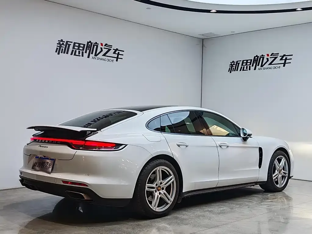 Porsche Panamera — фото 2