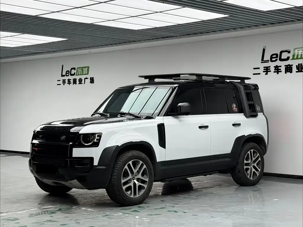 Land Rover Defender — фото 1