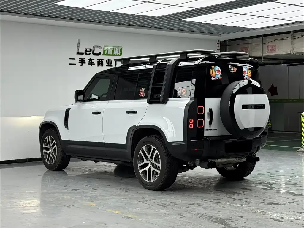 Land Rover Defender — фото 3