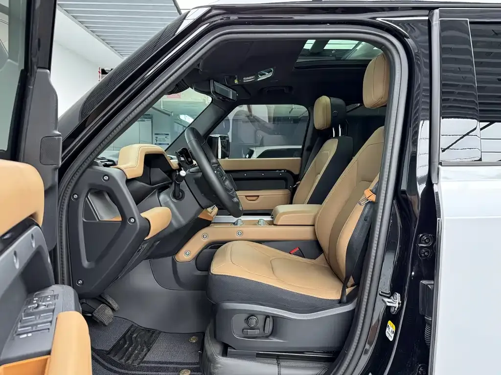 Land Rover Defender — фото 9