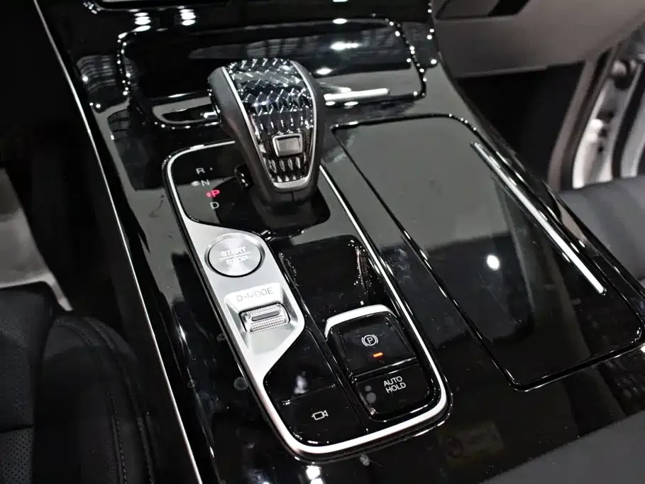 GAC Motor Trumpchi M8 — фото 10