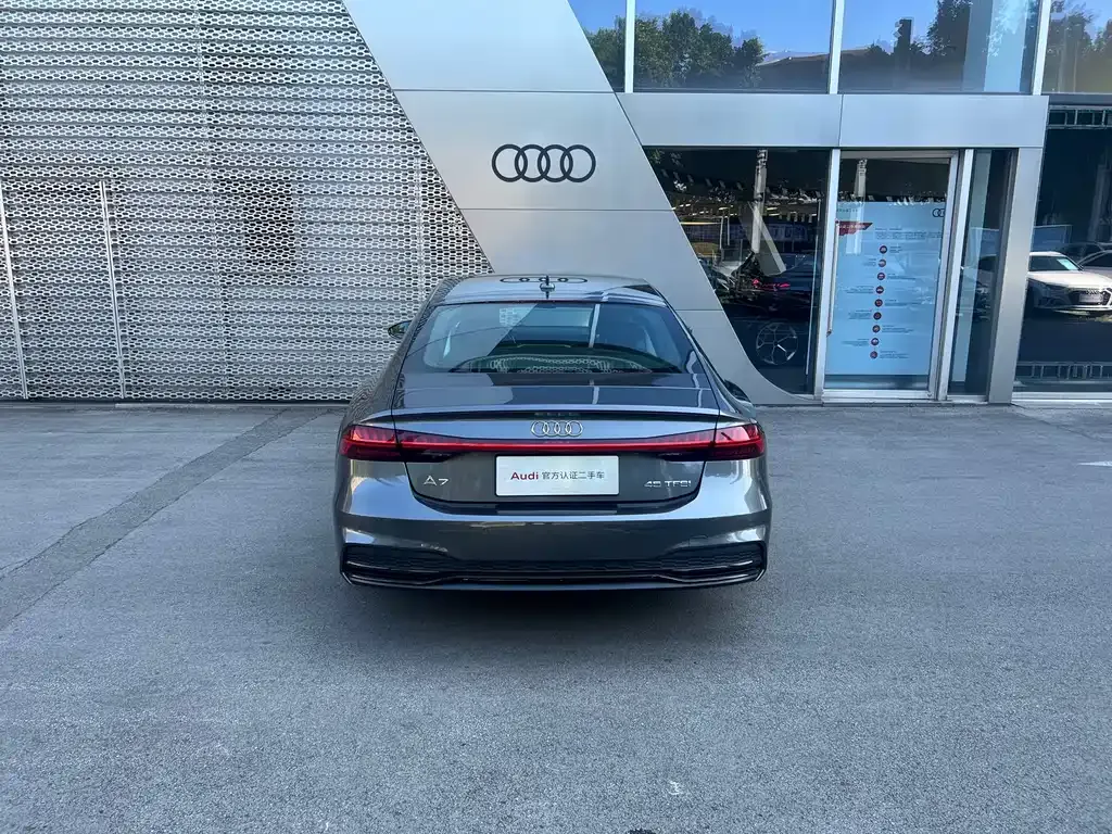 Audi A7 — фото 9