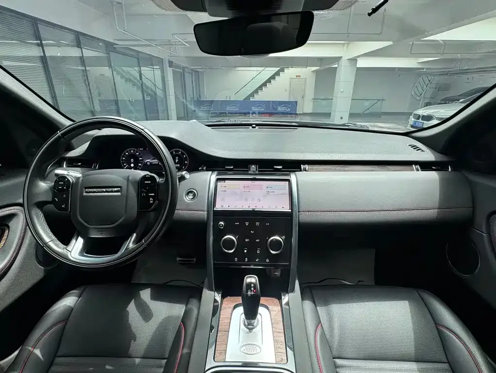 Land Rover Discovery Sport — фото 6
