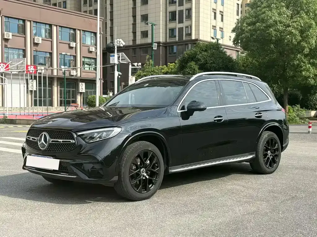 Mercedes-Benz GLC — фото 1