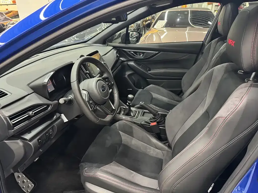 Subaru WRX — фото 4