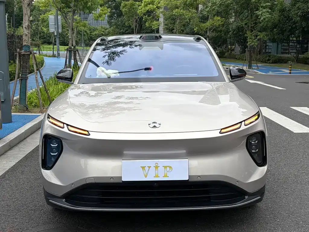 NIO EC6 — фото 8