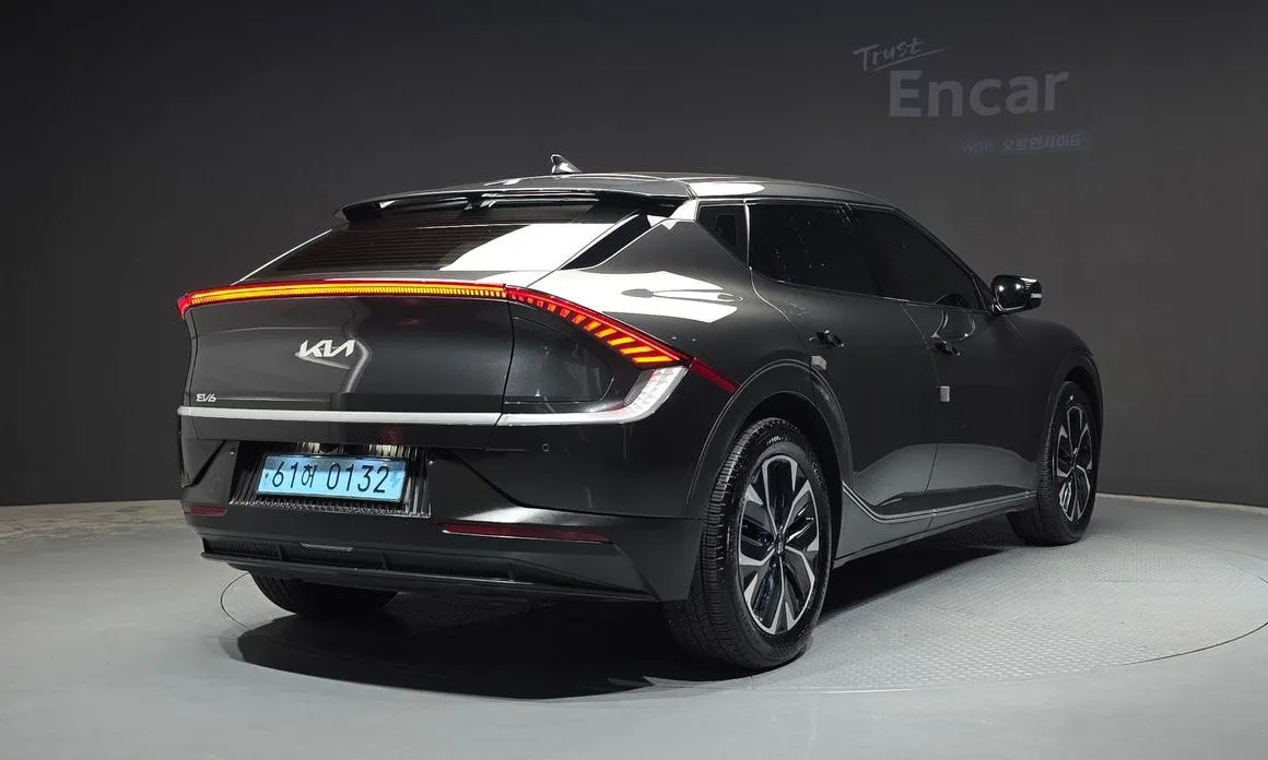 Kia EV6 2023 из KR, фото 9