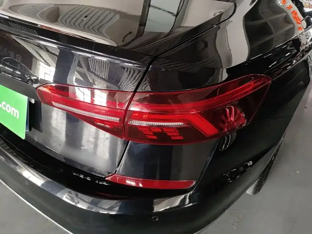 Volkswagen Passat 2021 из CN, фото 3