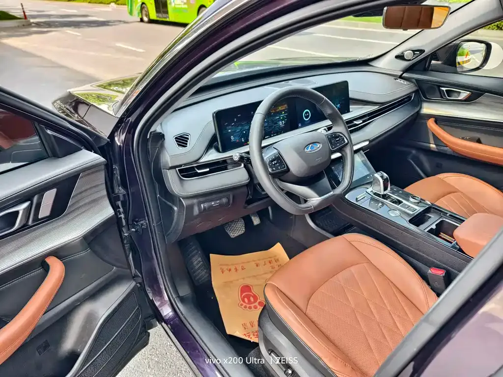 Chery Tiggo 8 PLUS — фото 9