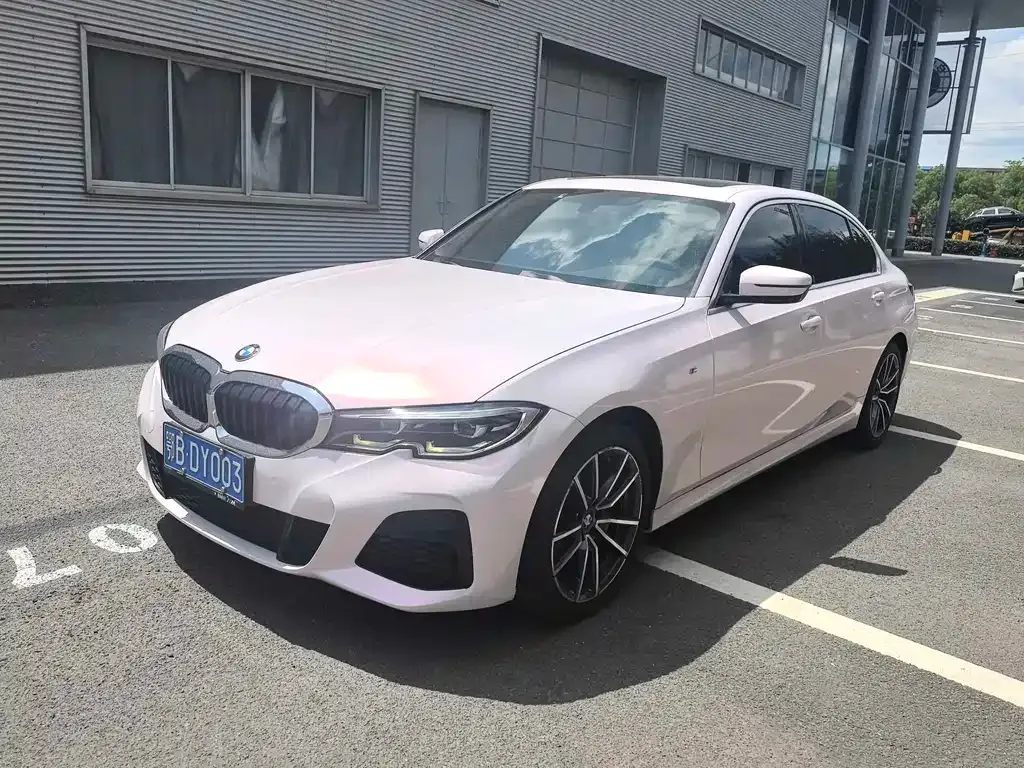 BMW 3 Series — фото 1