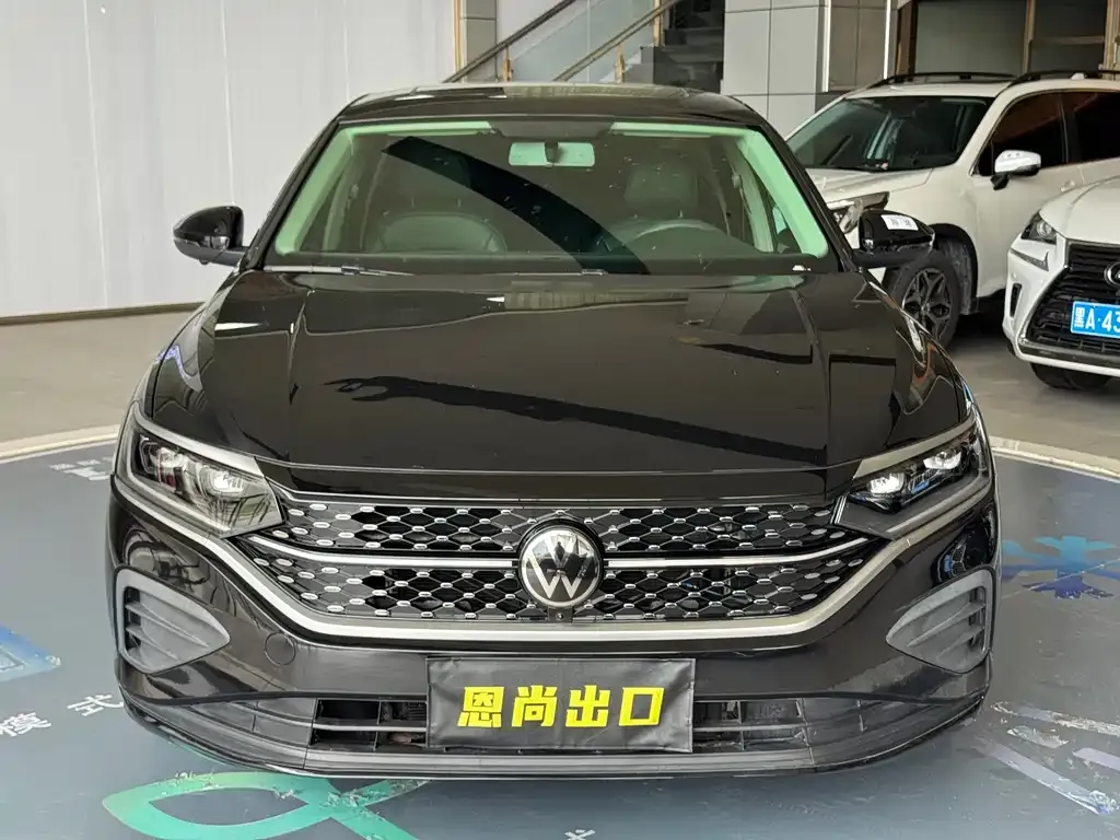 Volkswagen Passat — фото 7