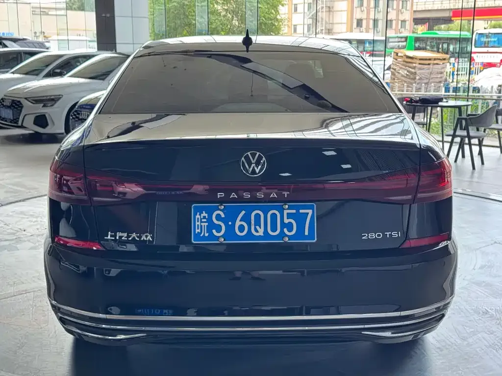 Volkswagen Passat — фото 5
