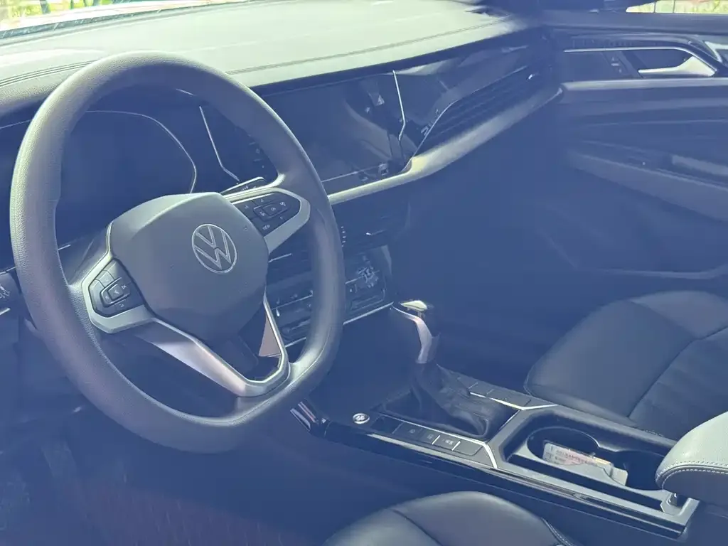 Volkswagen Passat — фото 3