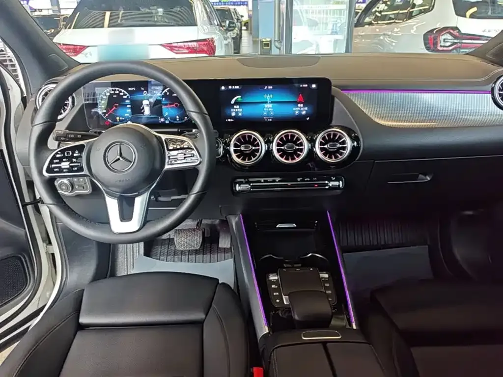 Mercedes-Benz GLA — фото 7