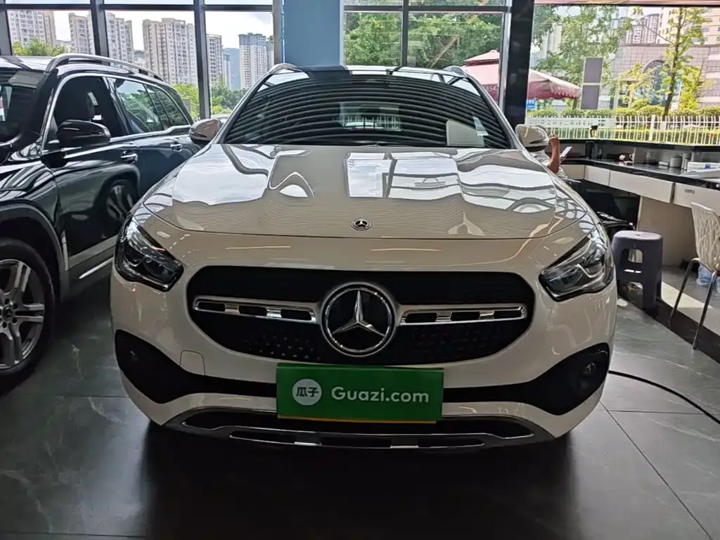 Mercedes-Benz GLA — фото 10