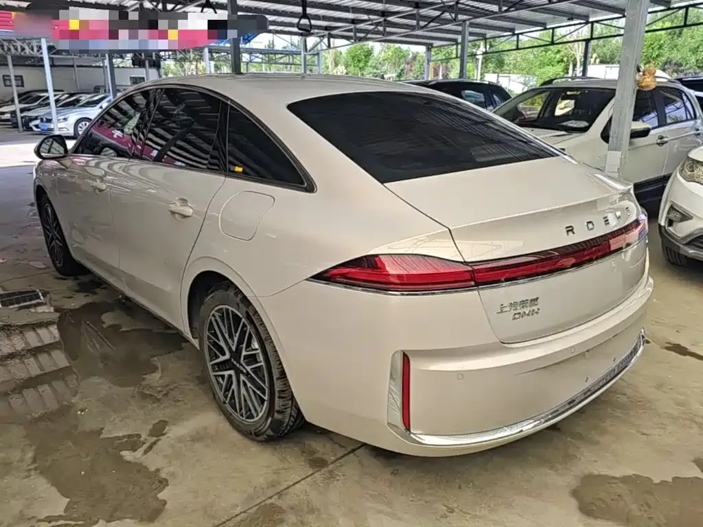 Roewe M7 DMH — фото 10