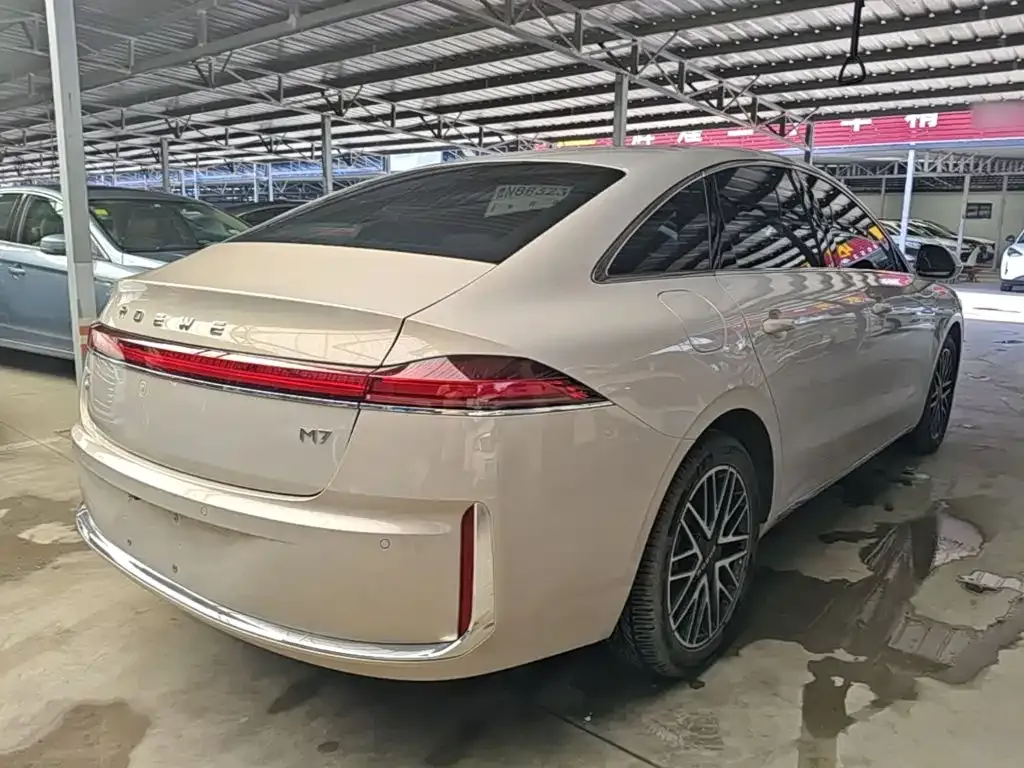 Roewe M7 DMH — фото 3