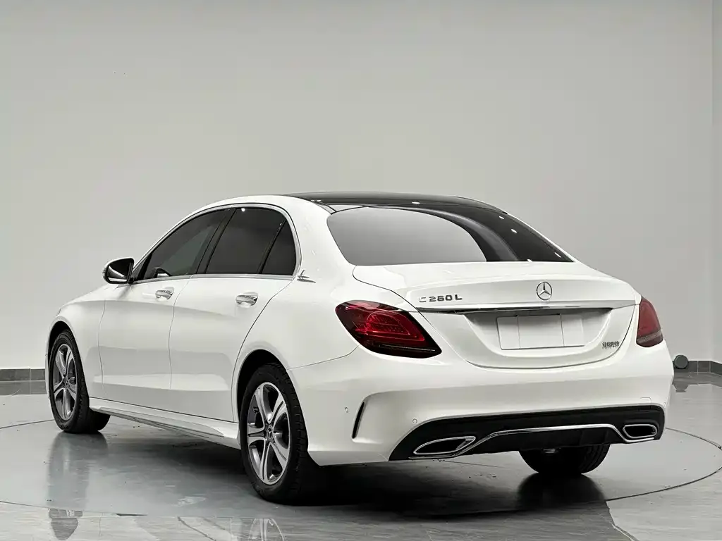 Mercedes-Benz C-Class — фото 8
