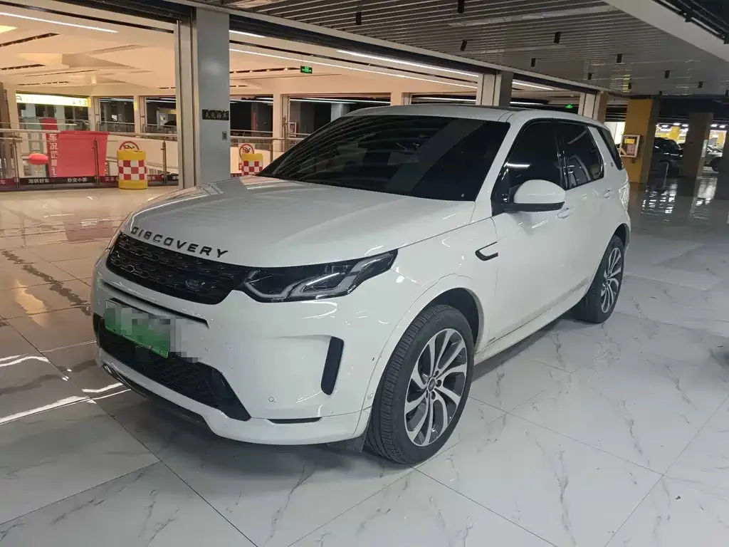 Land Rover Discovery Sport Hybrid — фото 1