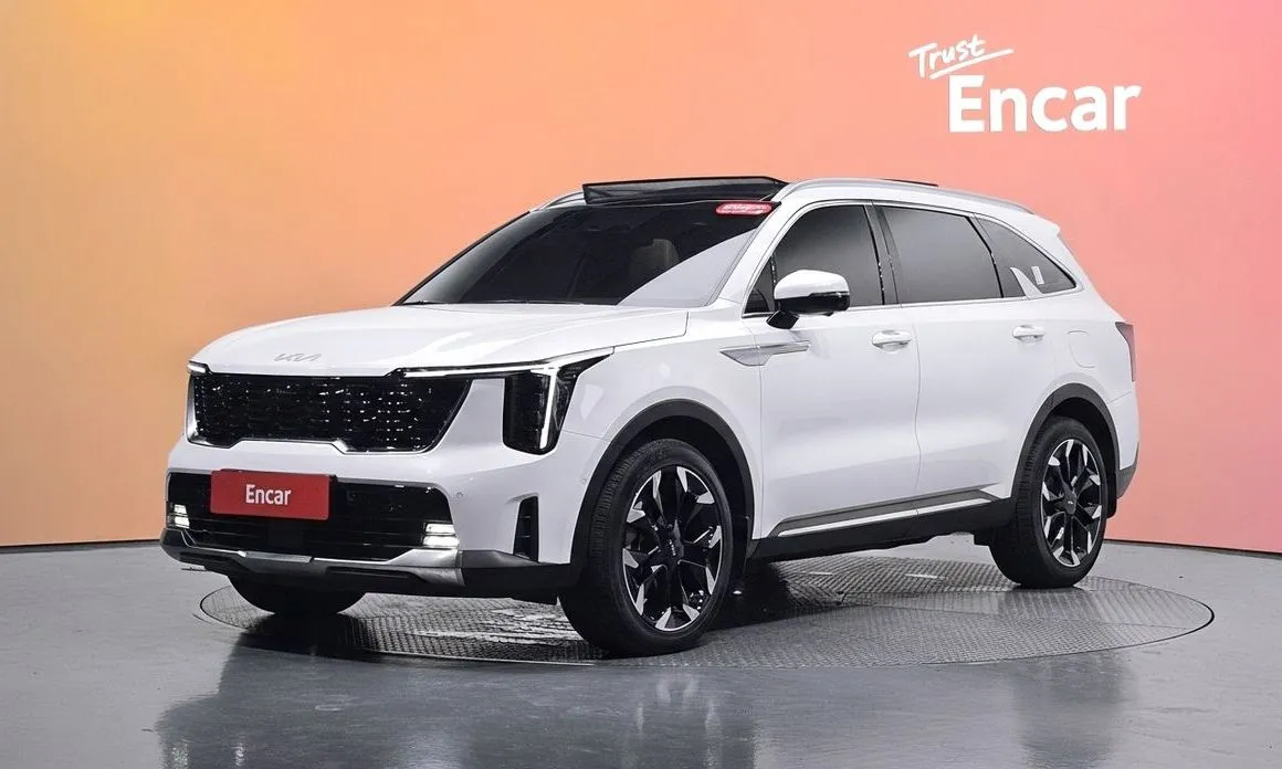 Kia Sorento — фото 1
