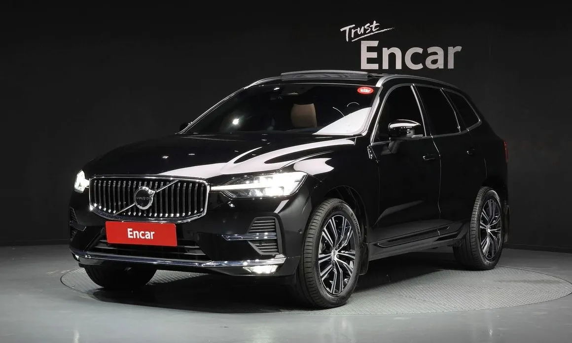 Volvo XC60 — фото 1