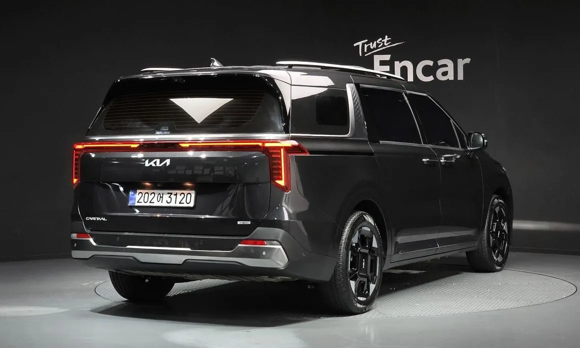 Kia Carnival — фото 2