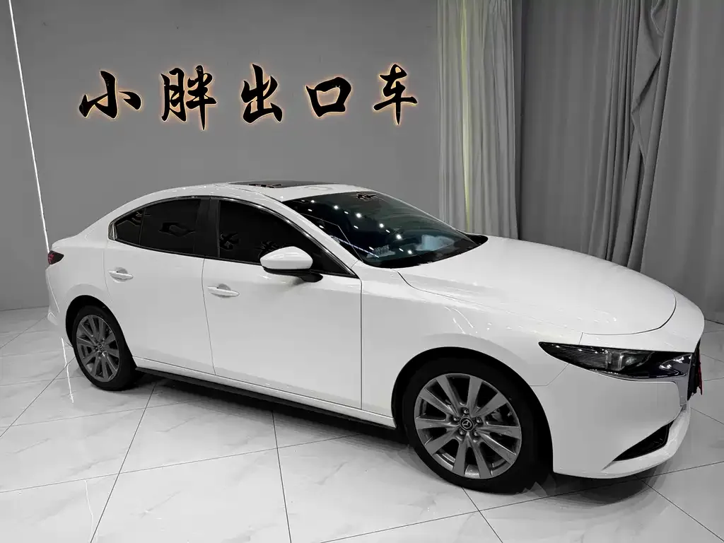 Mazda 3 Axela — фото 3