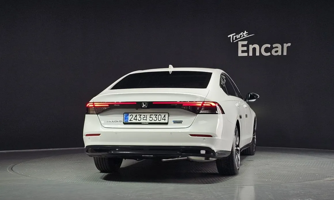Honda Accord — фото 2