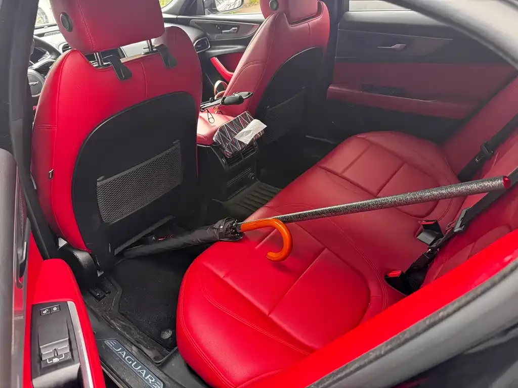 Jaguar XEL — фото 5
