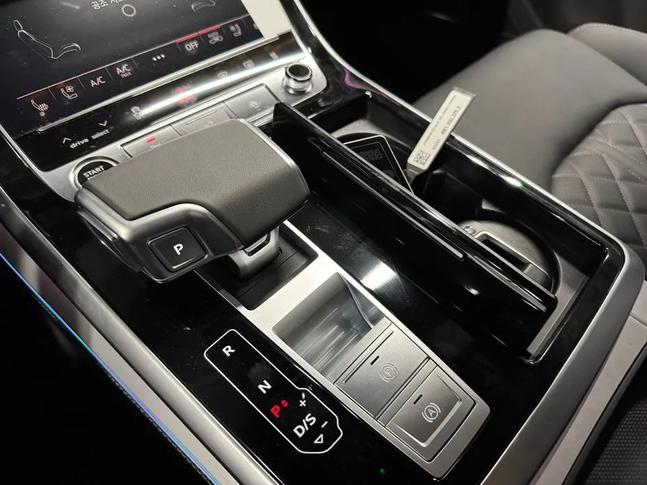 Audi Q7 2026 из KR, фото 9