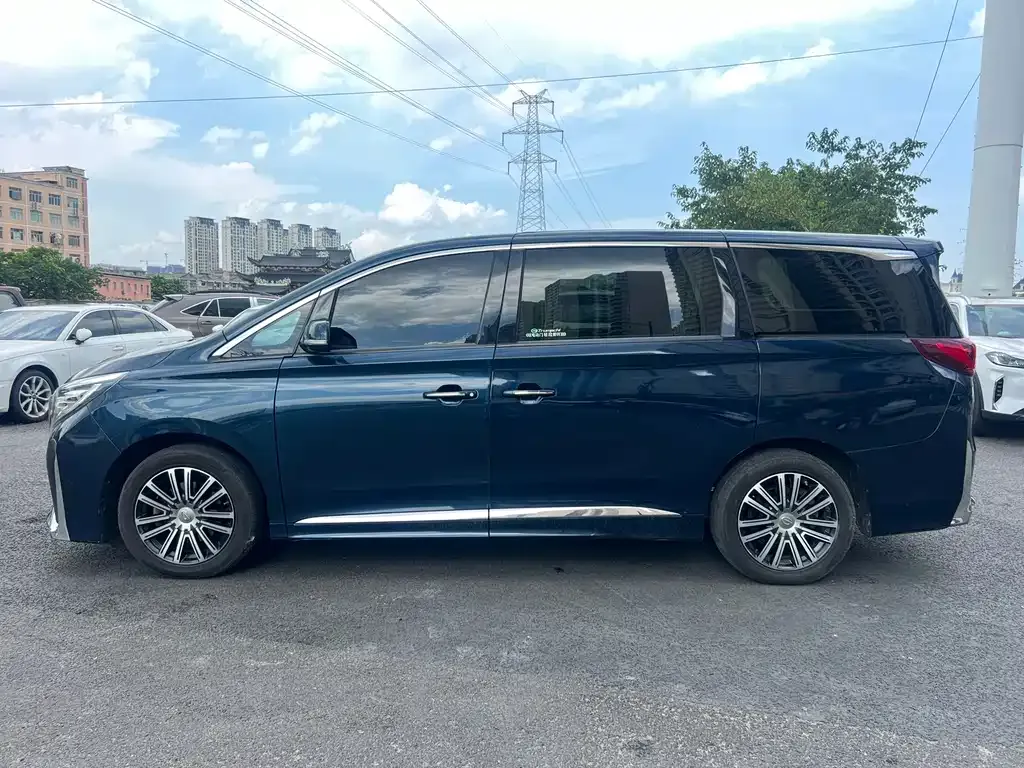GAC Motor Trumpchi M8 — фото 9