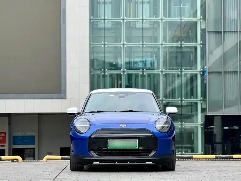 MINI Cooper EV — фото 3