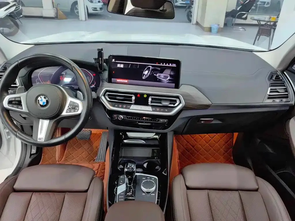 BMW X3 — фото 10