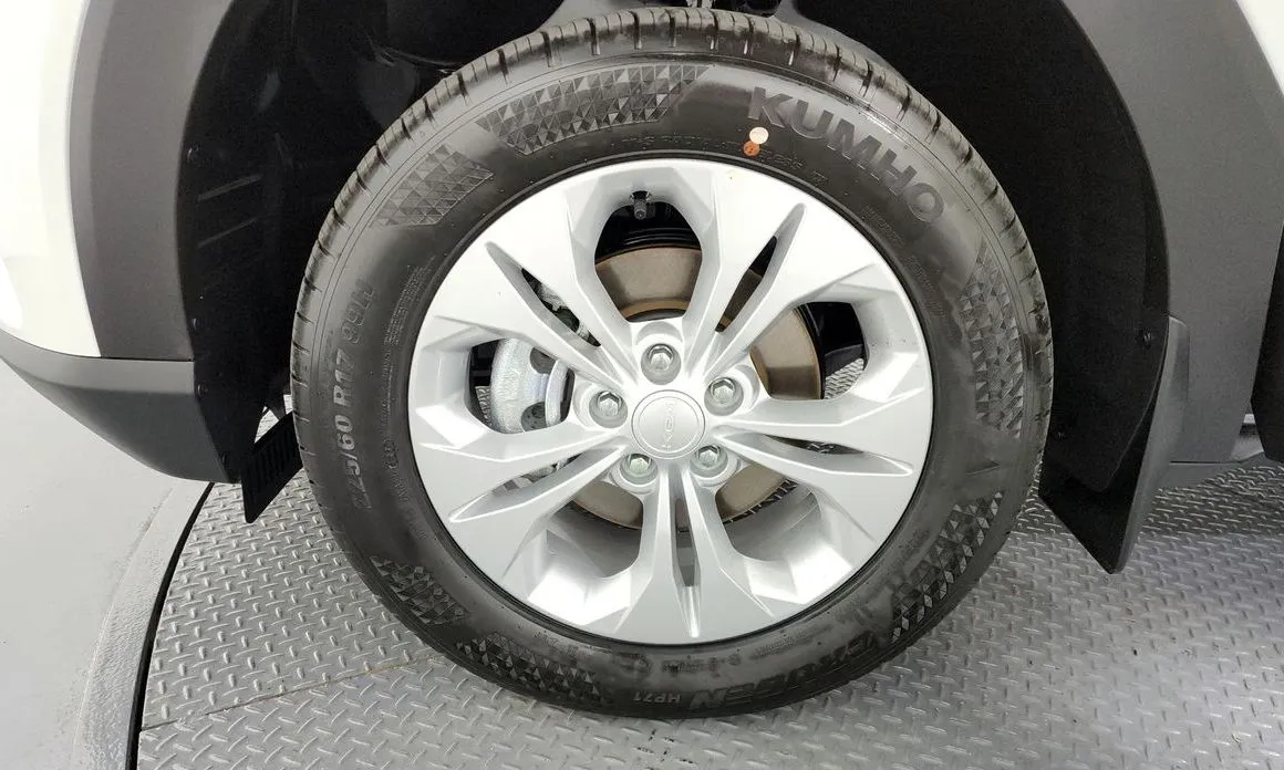 KG Mobility (Ssangyong) Torres — фото 10
