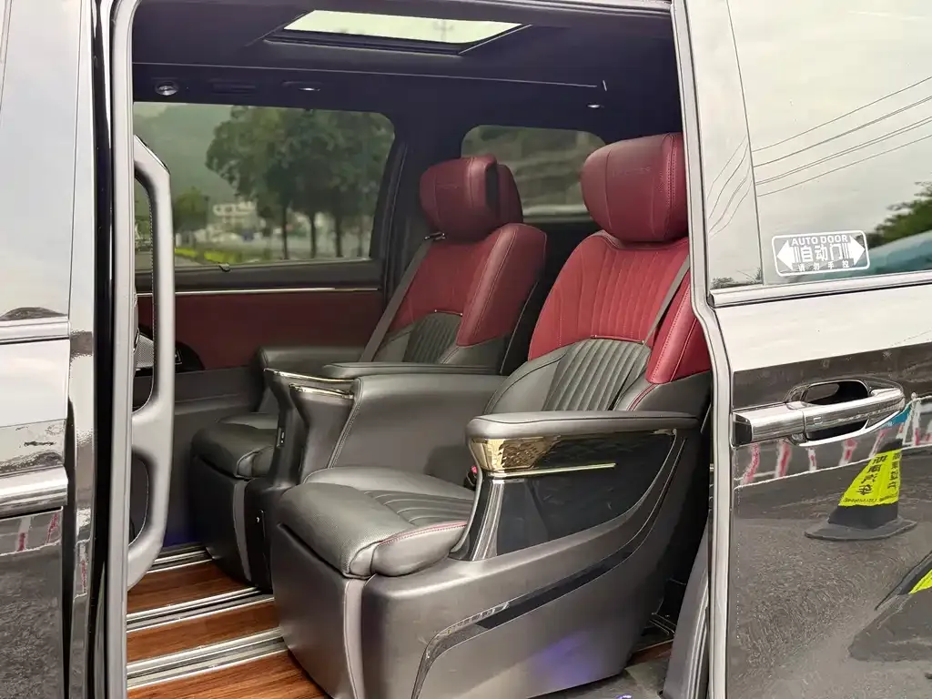 GAC Motor Trumpchi M8 — фото 4
