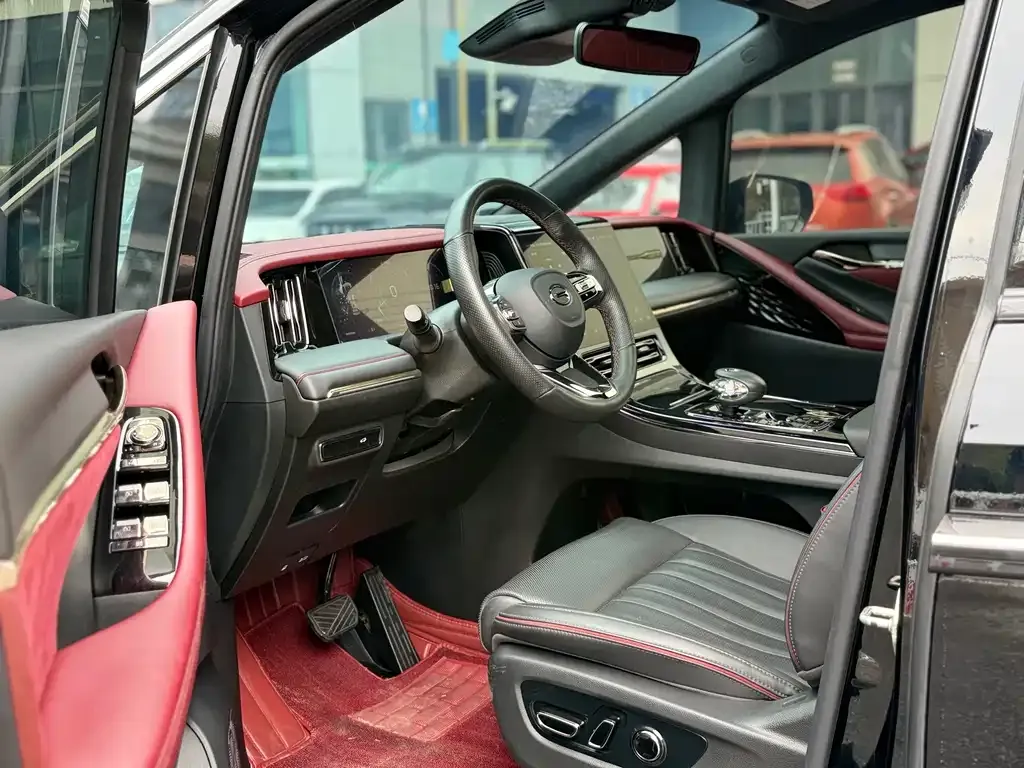 GAC Motor Trumpchi M8 — фото 2