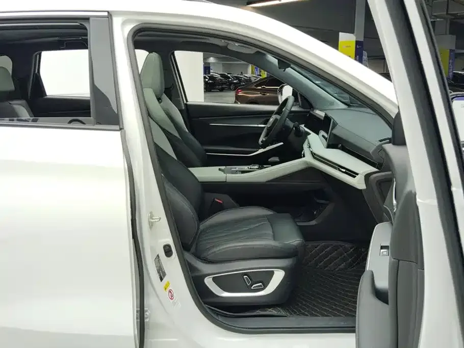 Changan CS75PLUS 2024 из CN, фото 3