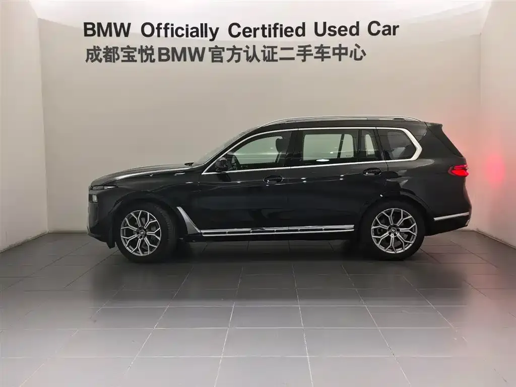 BMW X7 — фото 3