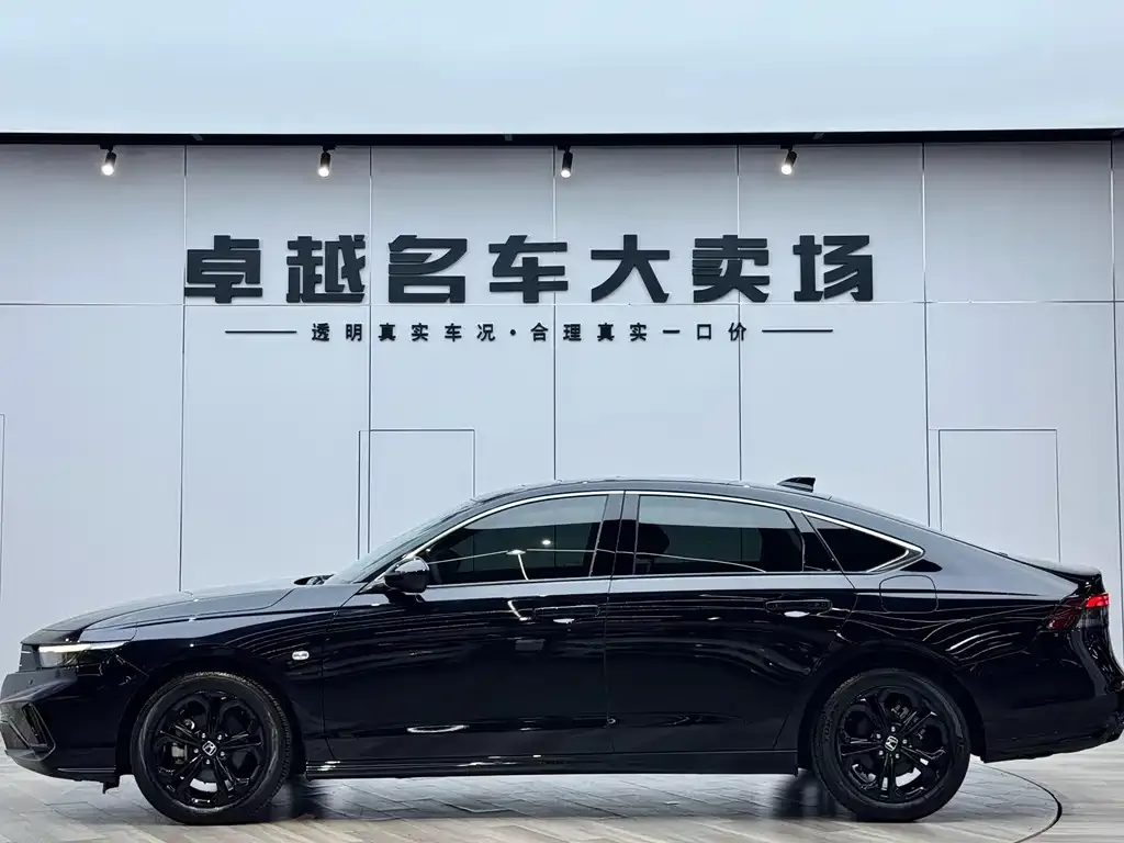 Honda Accord — фото 5