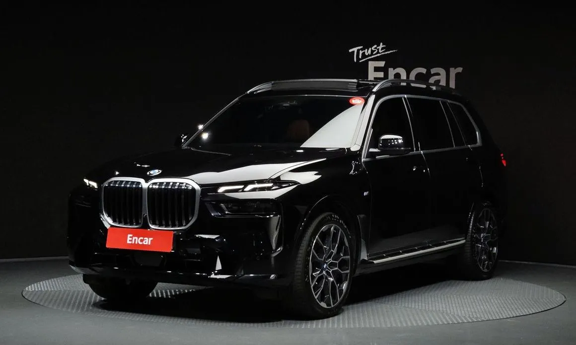 BMW X7 — фото 1