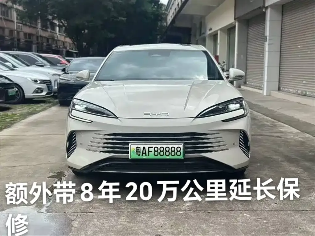 BYD Seal — фото 7