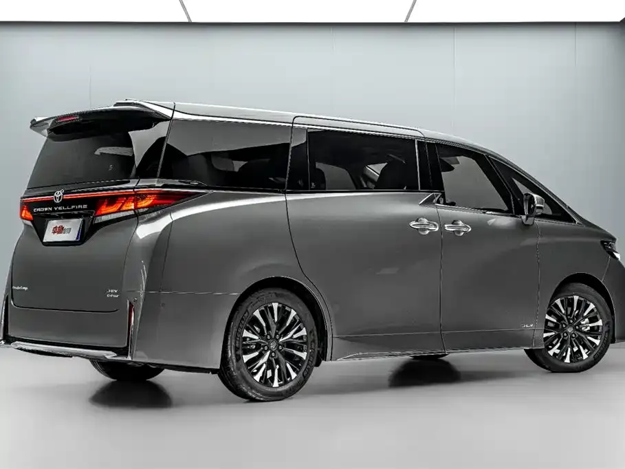 Toyota Vellfire — фото 6