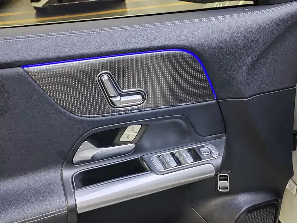 Mercedes-Benz GLA — фото 5