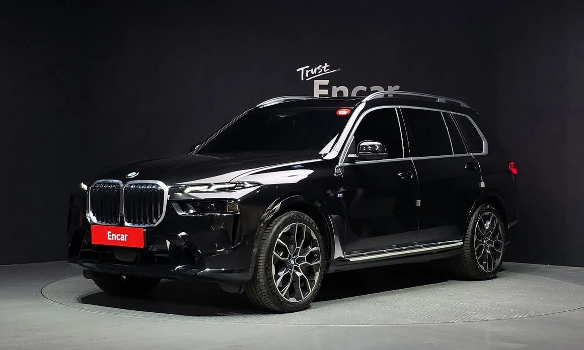 BMW X7 — фото 1