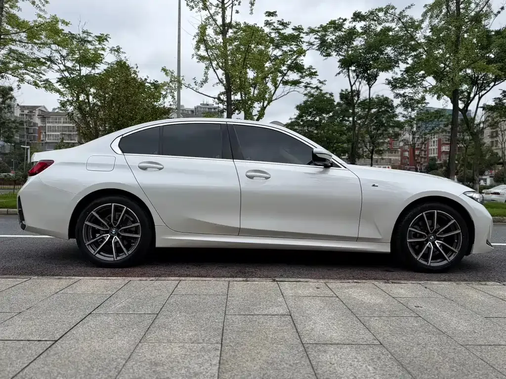 BMW 3 Series — фото 10