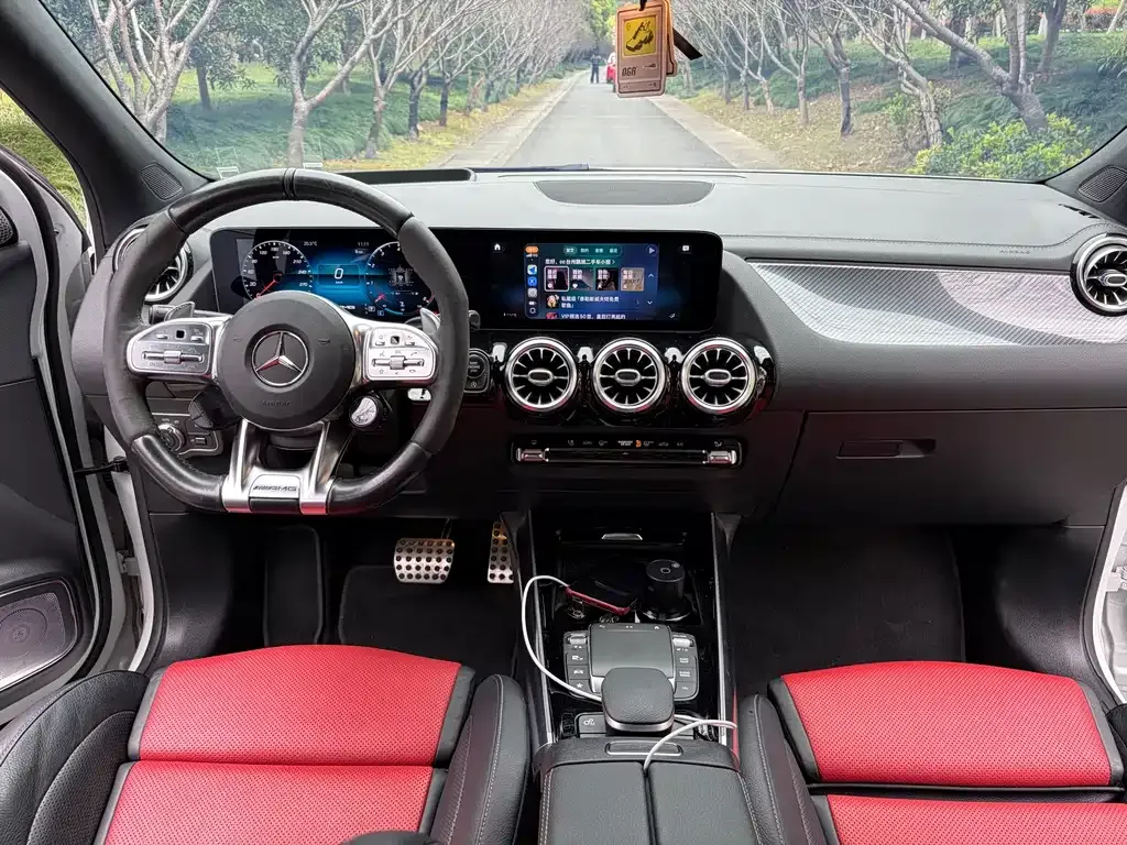 Mercedes-Benz GLA AMG — фото 6