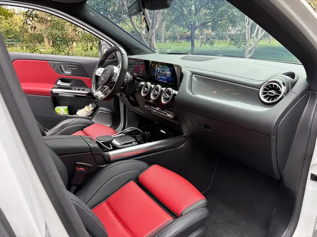 Mercedes-Benz GLA AMG — фото 2