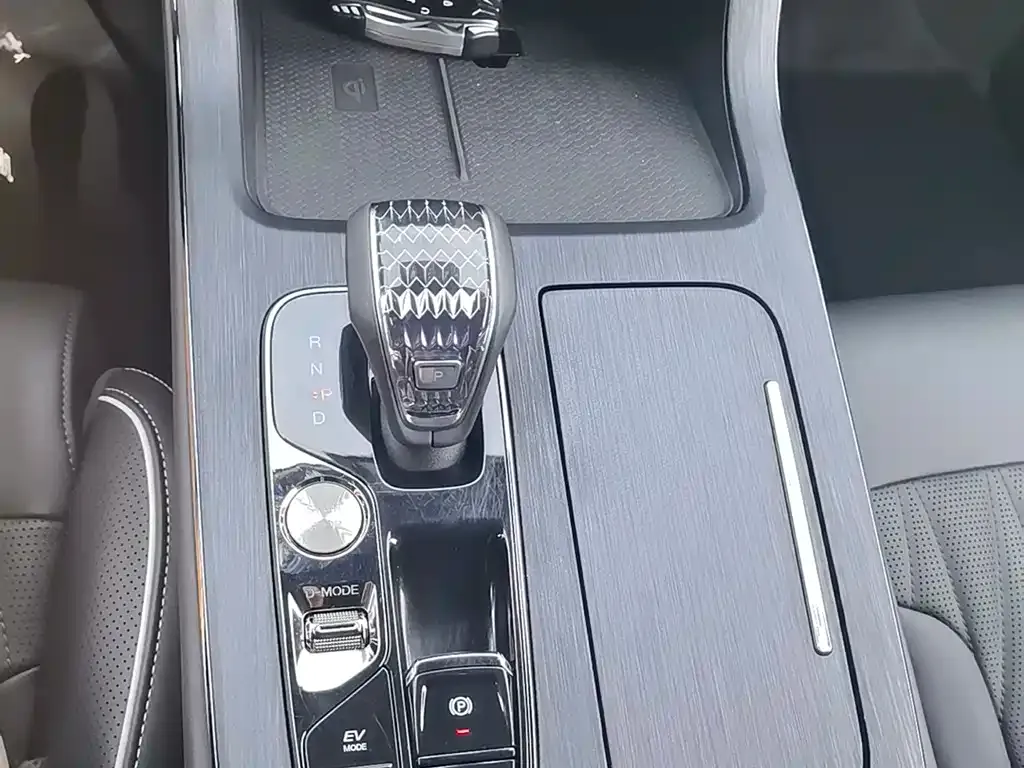 GAC Motor Trumpchi GS8 — фото 6