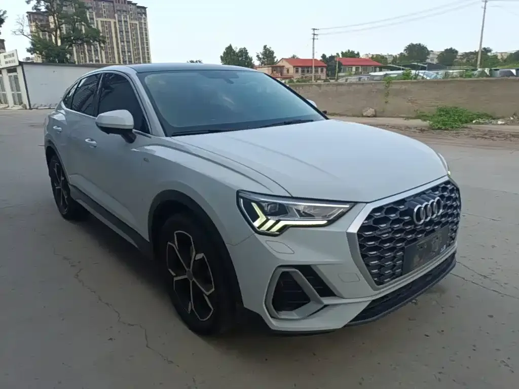 Audi Q3 Sportback — фото 7